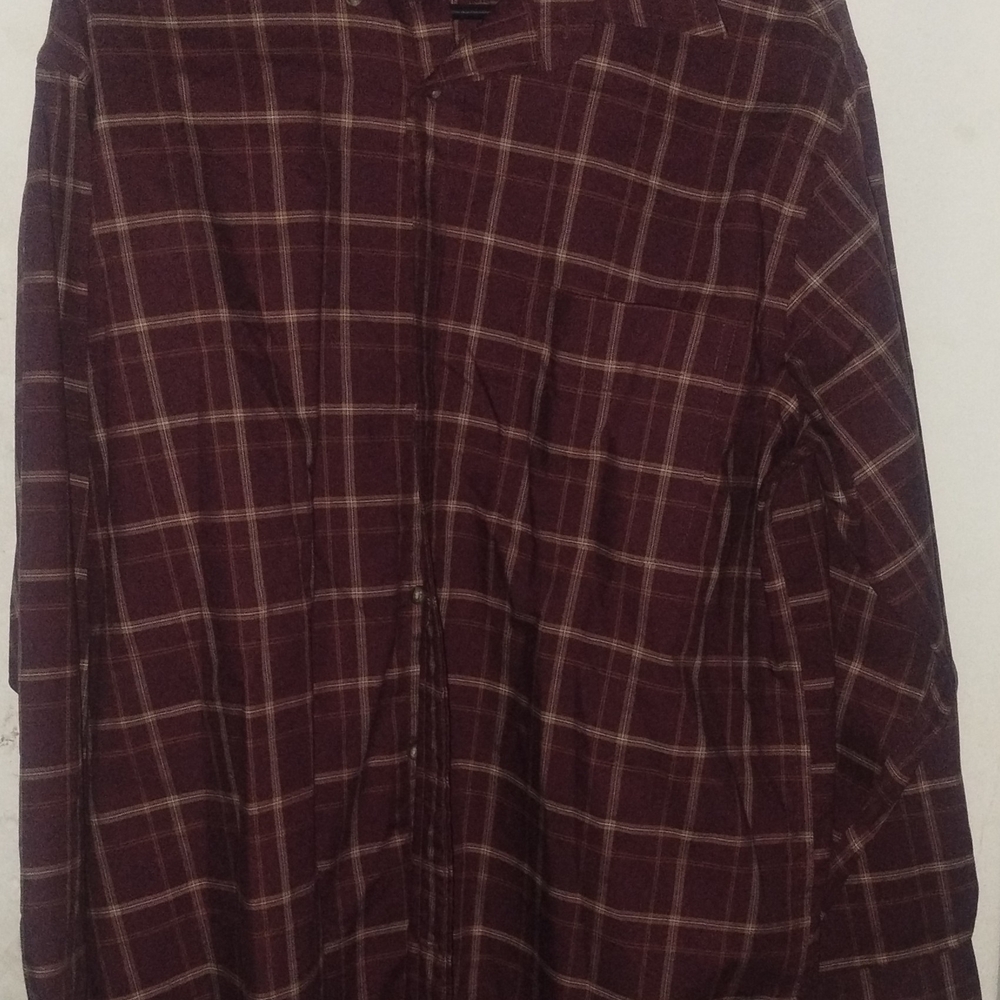 #016 Wrangler Men's Casual Button Down Shirt - Burgundy Plaid, White. 3 Shirts